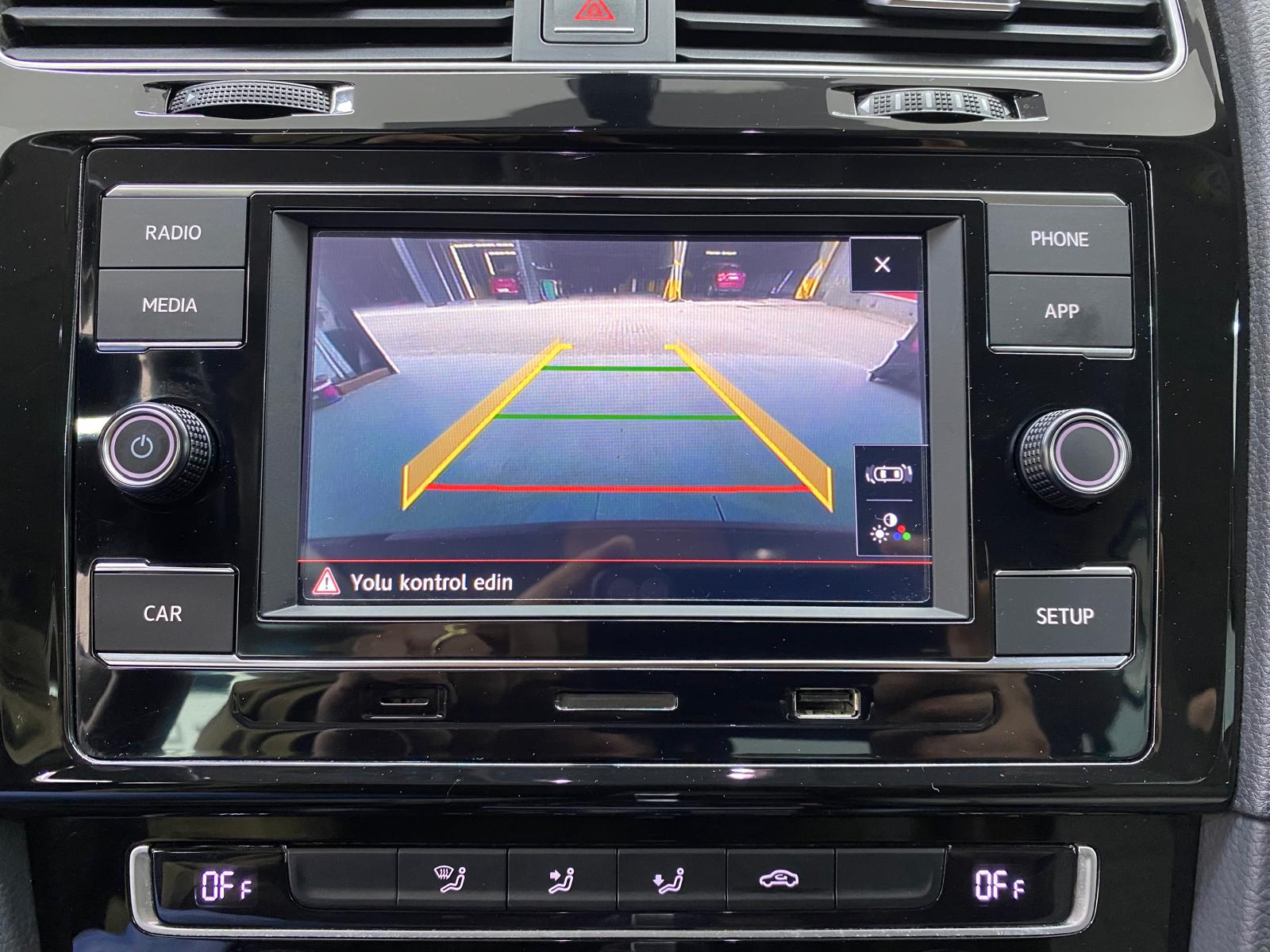 VOLKSWAGEN GOLF 14